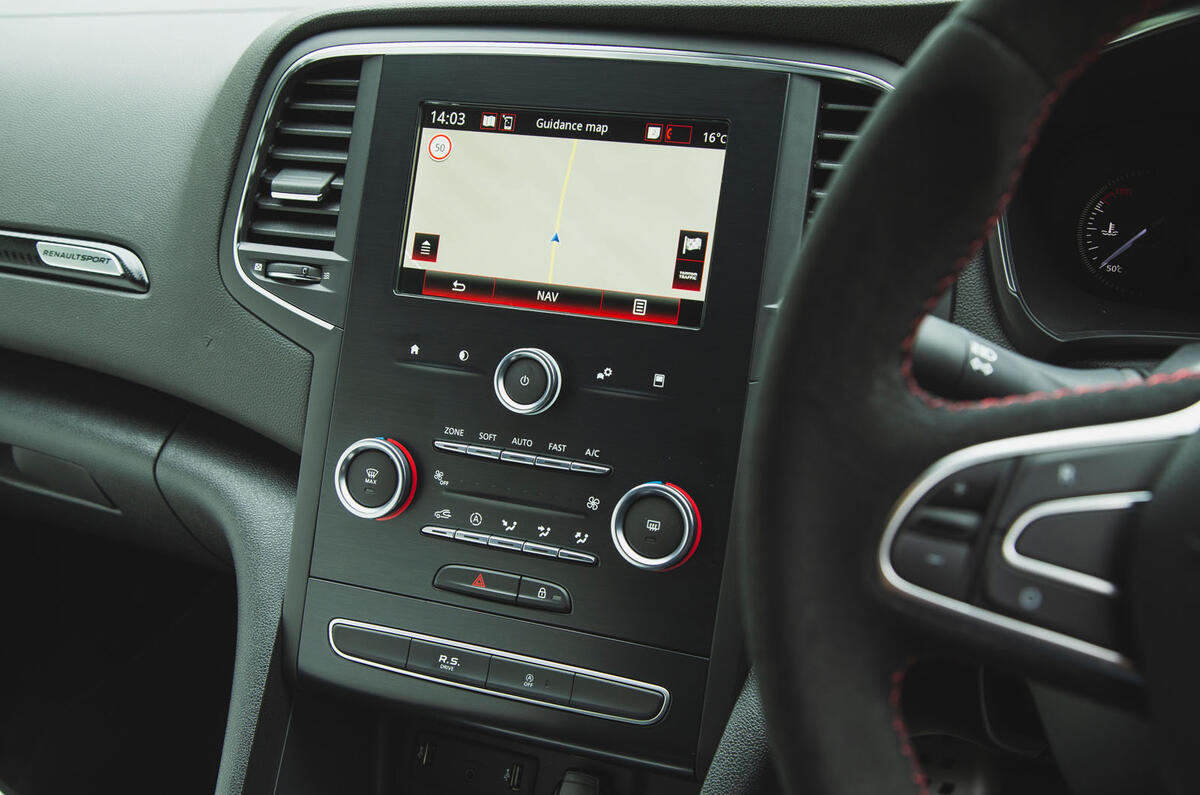 Renault Megane RS Trophy-R 2019 road test review - centre console
