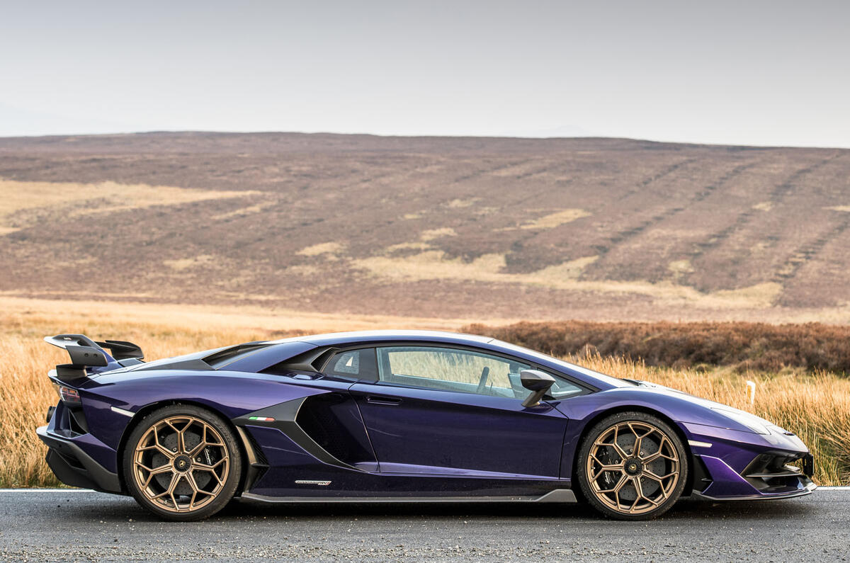 Lamborghini Aventador SVJ 2019 road test review - static side