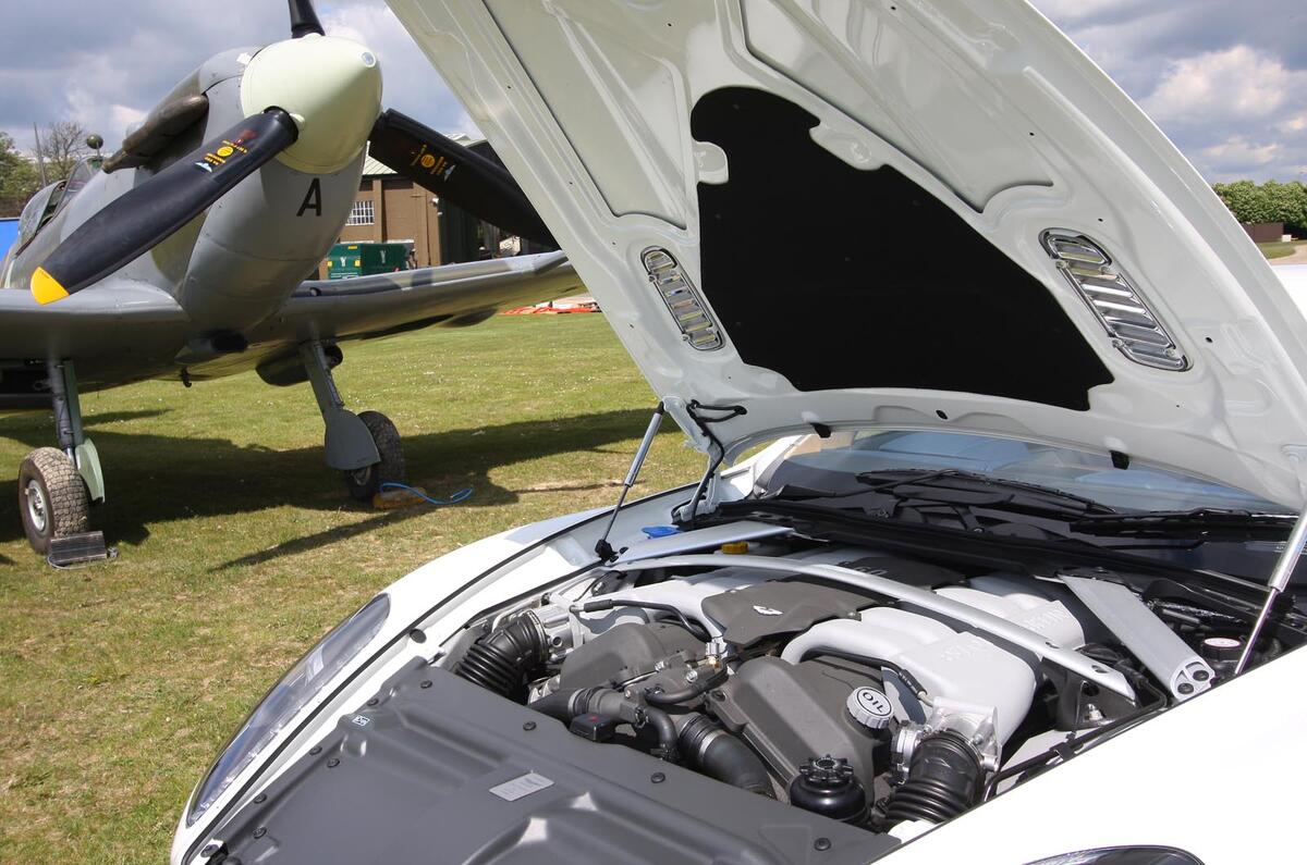 Jaguar XJ v Aston Rapide