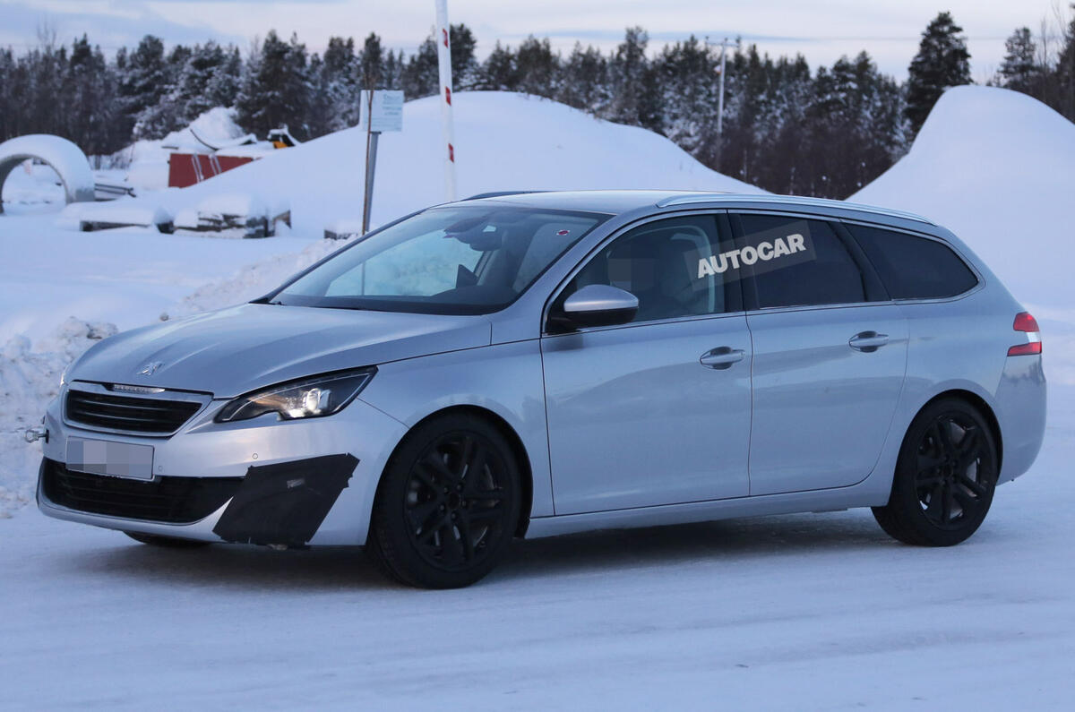 Peugeot evaluates 308 GTI estate 