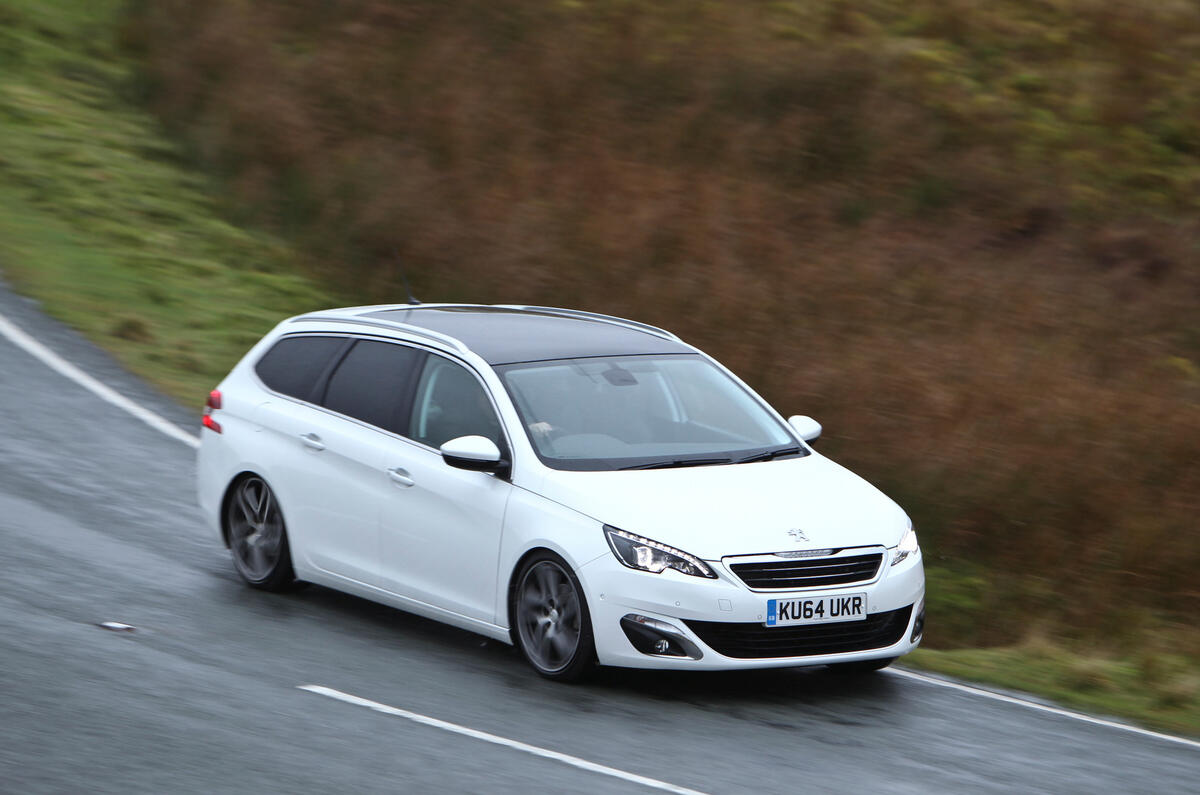 Comparison: three-cylinder engines on test