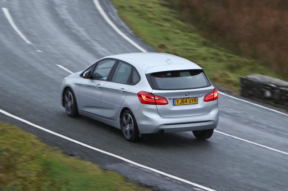 Comparison: three-cylinder engines on test