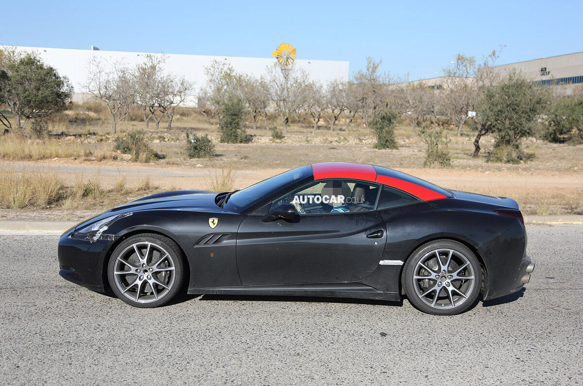 no title Ferrari California replacement spotted - new pictures