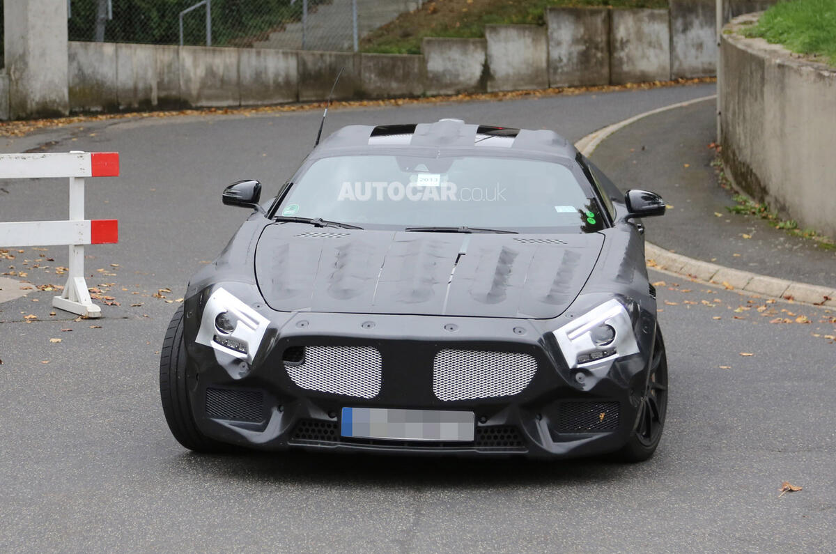 Mercedes' 911 rival spied testing - latest pictures