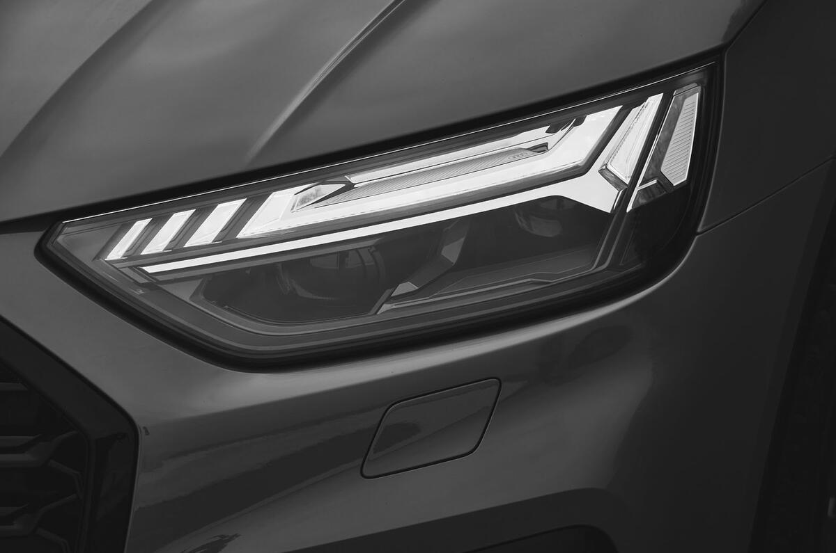4 audi q5 sportback 2021 first drive review headlights 4 audi q5 sportback 2021 first drive review headlights