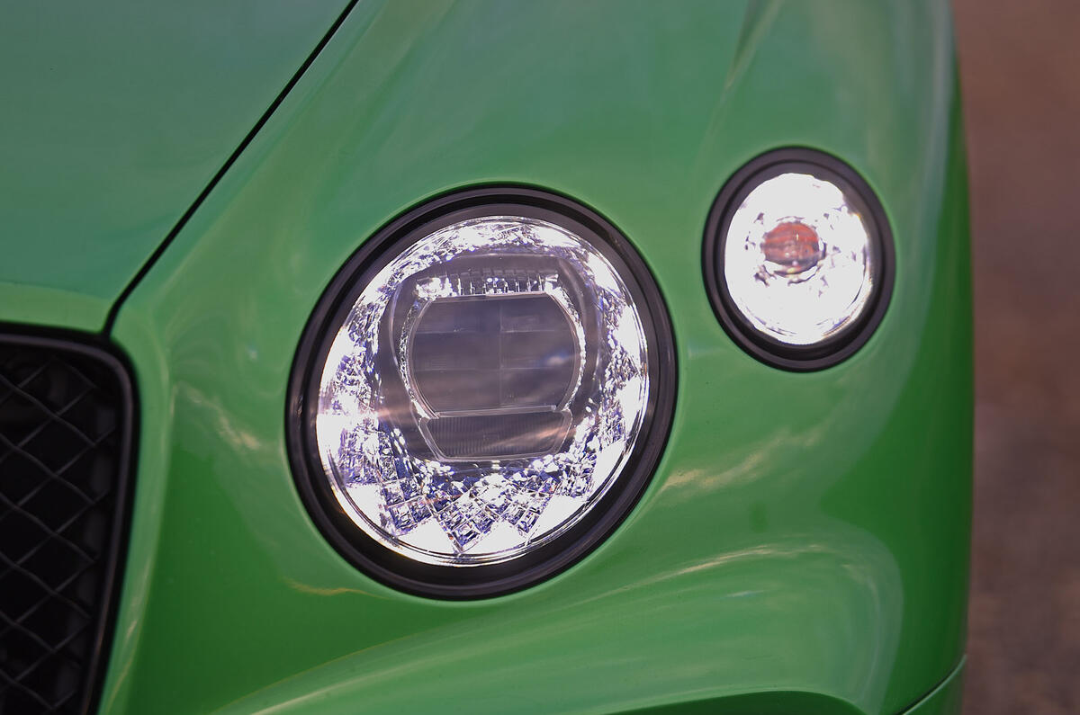4 Bentley Continental GT Speed 2022 road test headlights 4 Bentley Continental GT Speed 2022 road test headlights