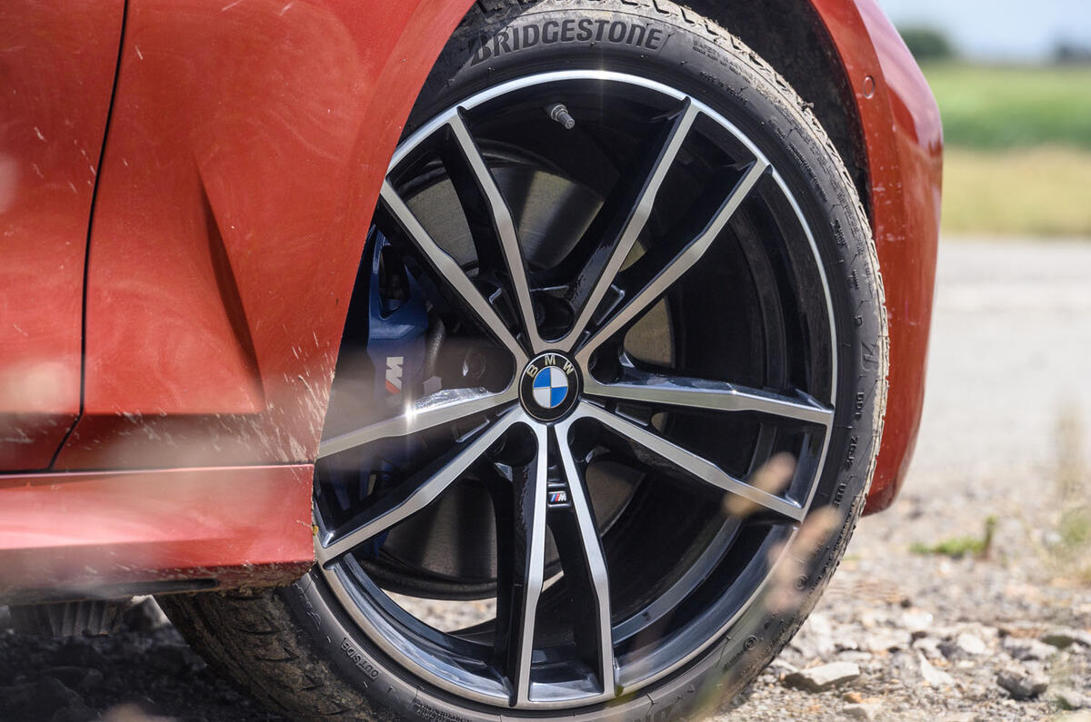 BMW 3 Series 330e 2020 road test review - alloy wheels