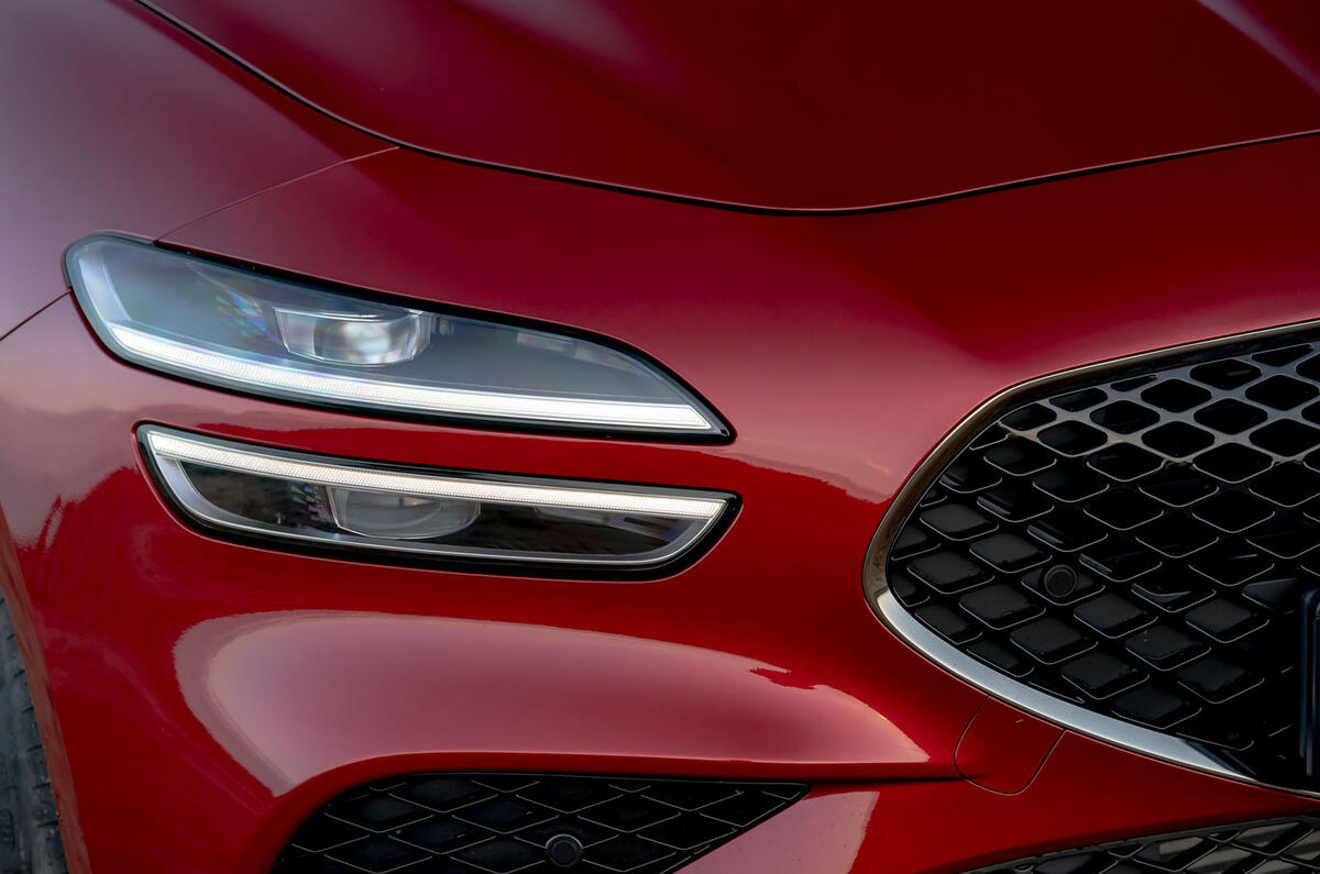 4 Genesis G70 Shooting brake 2021 first drive review headlights 4 Genesis G70 Shooting brake 2021 first drive review headlights