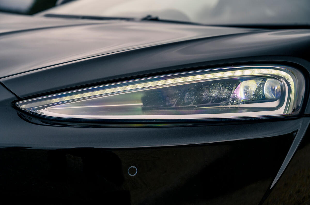 4 McLaren GT 2021 road test review headlights