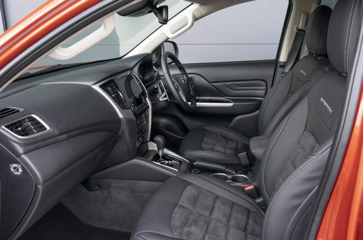 Mitsubishi L200 2019 road test review - cabin
