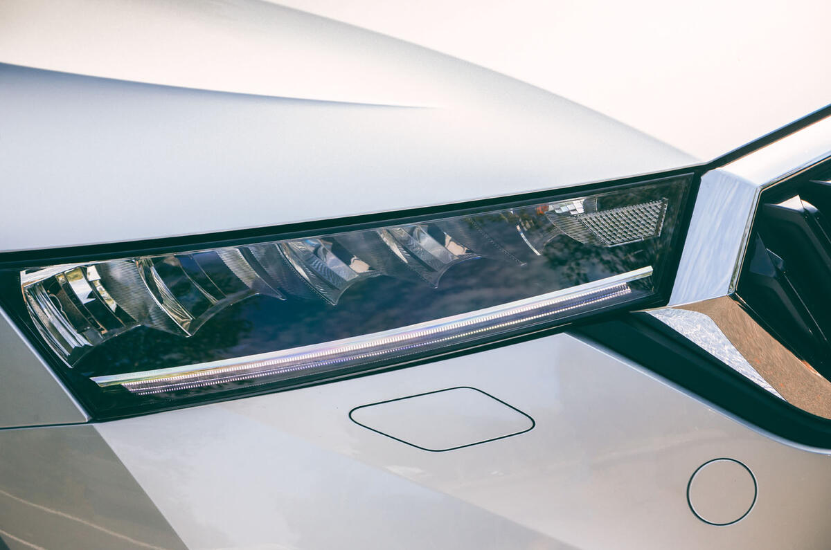 Skoda Octavia Estate 2020 road test review - headlights