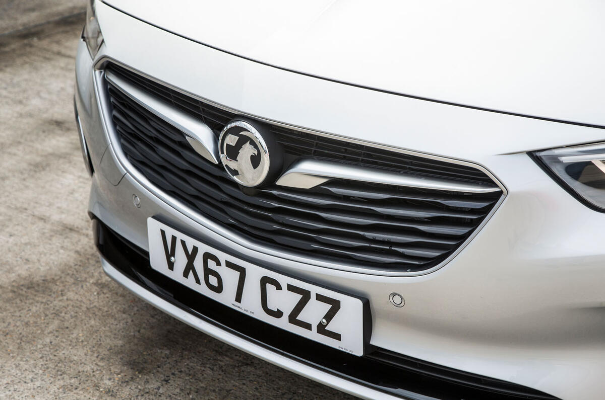 Vauxhall Insignia Sports Tourer GSI review bonnet badge