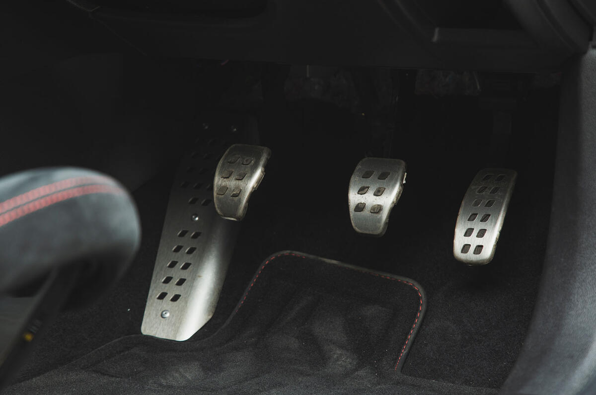 Renault Megane RS Trophy-R 2019 road test review - pedals
