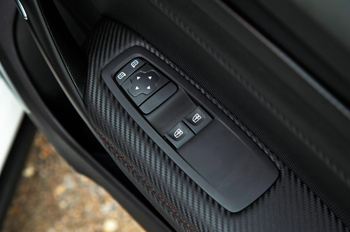 Renault Megane RS Trophy-R 2019 road test review - window controls