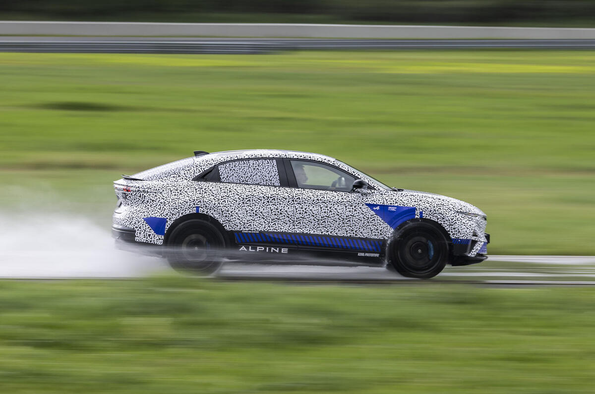 4 Alpine A390 prototype