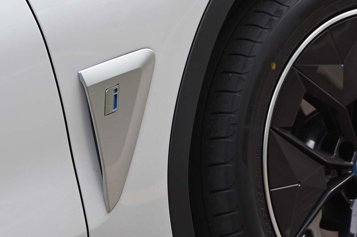 5 BMW iX3 2021 FD sidegill 5 BMW iX3 2021 FD sidegill