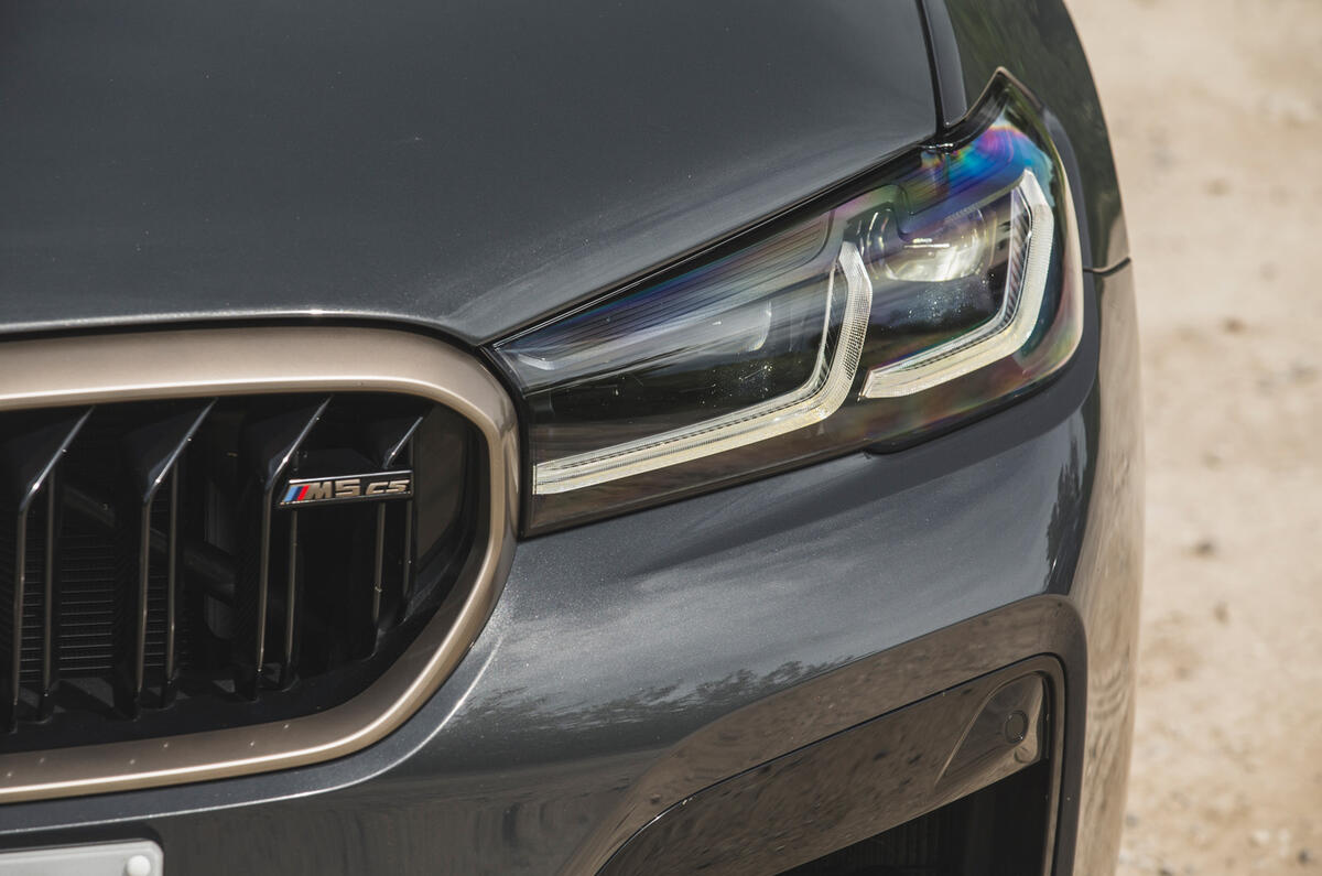 5 BMW M5 CS 2021 RT CS badge 5 BMW M5 CS 2021 RT CS badge