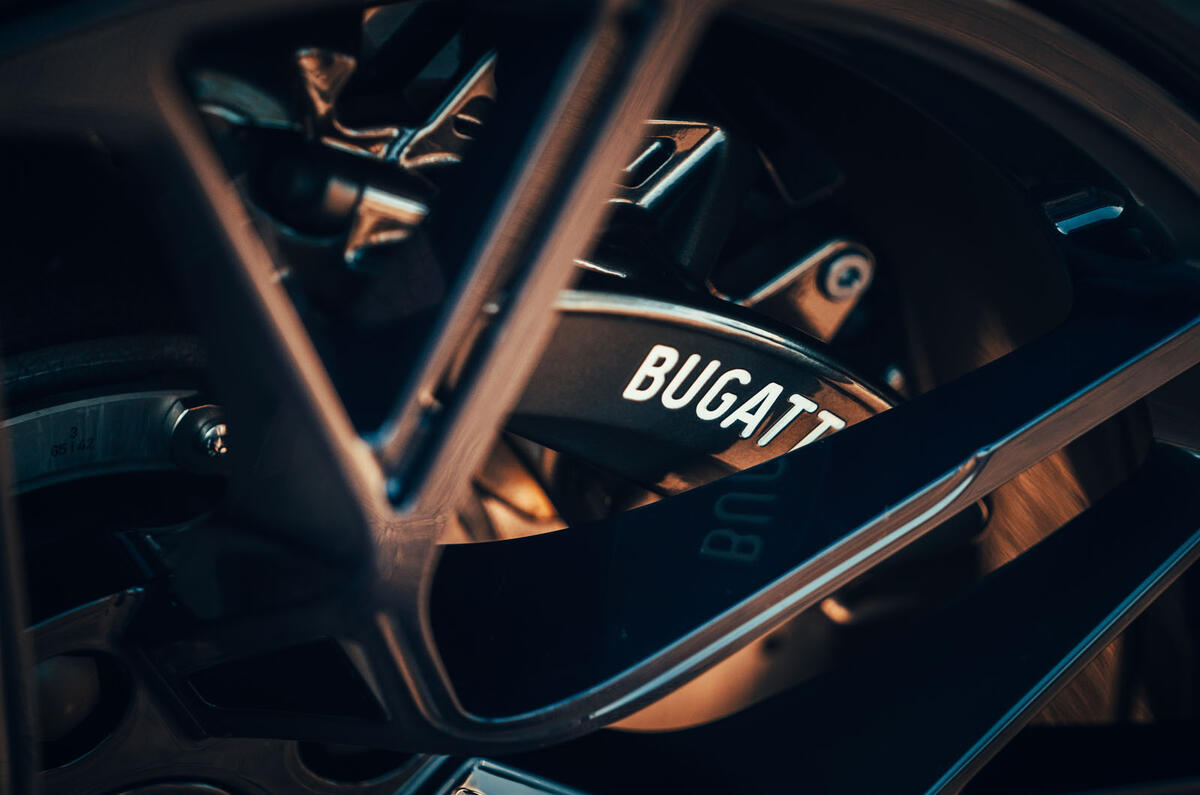 Bugatti Divo 2020 road test review - brake calipers