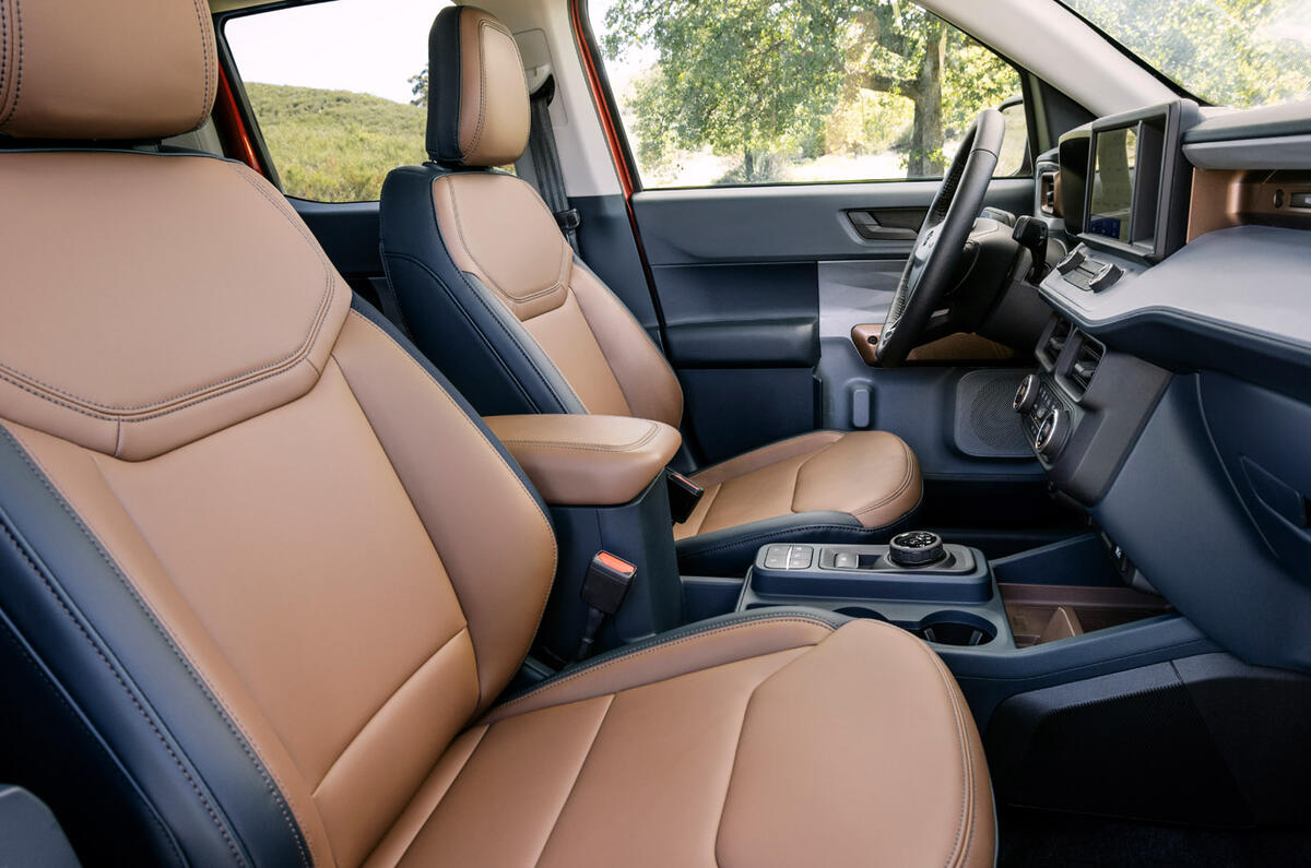 5 Ford Maverick 2L EcoBoost 2022 review cabin 5 Ford Maverick 2L EcoBoost 2022 review cabin