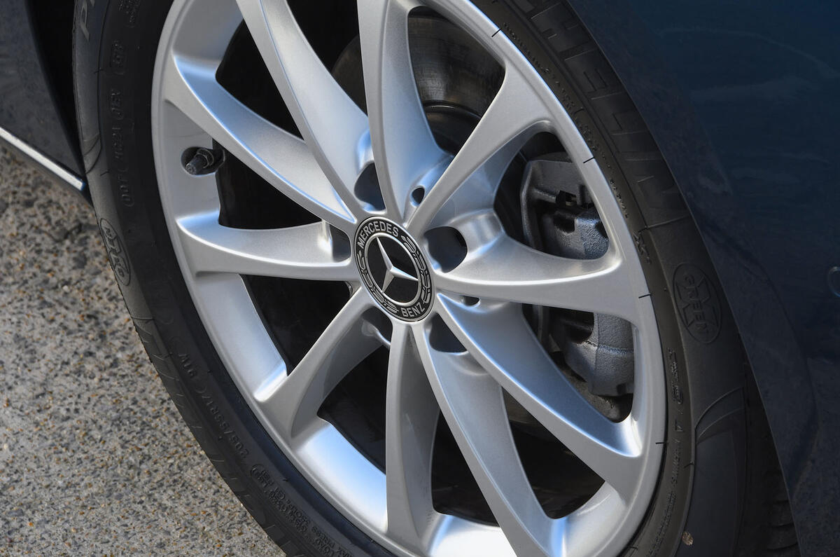 Mercedes-Benz B-Class 2019 road test review wheel