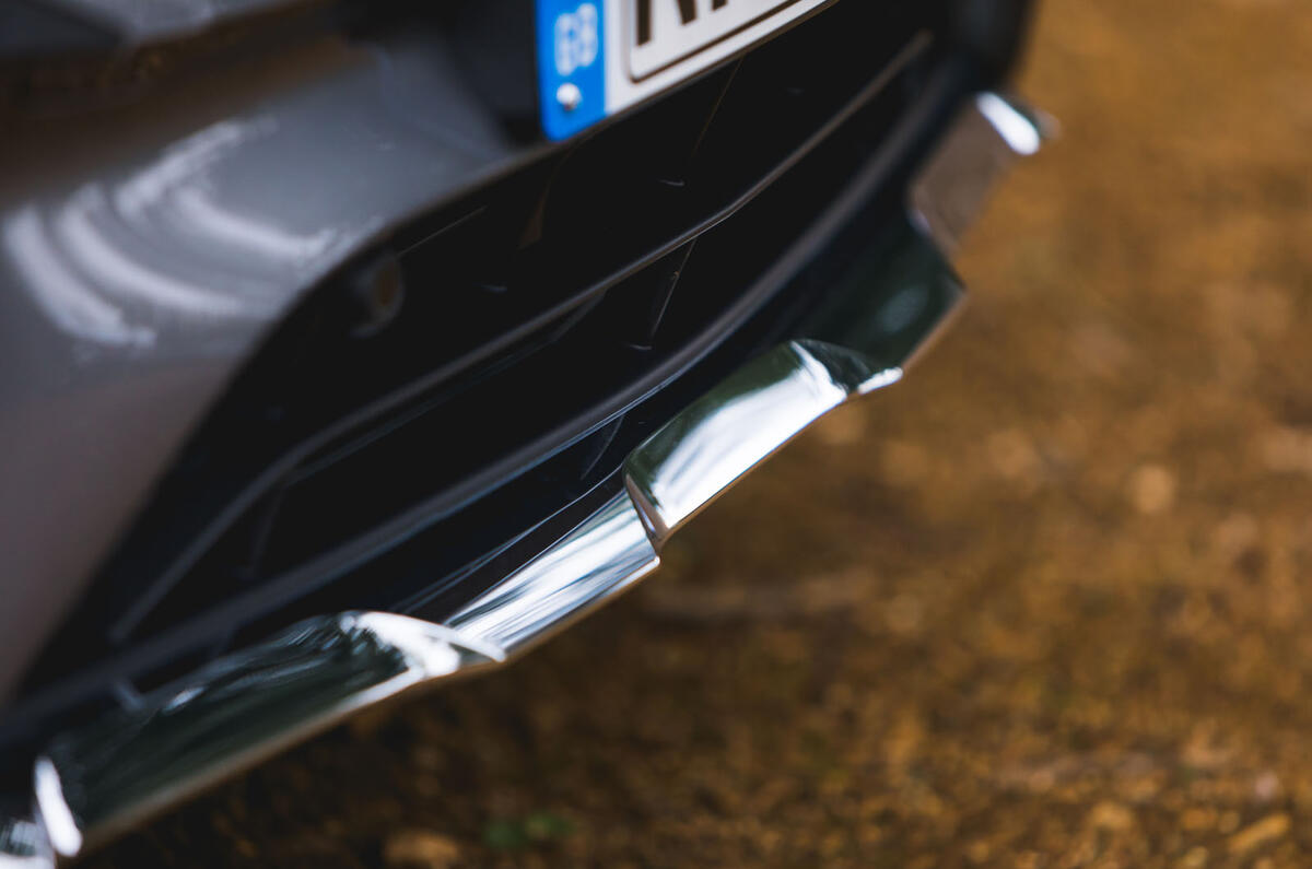 Mercedes-Benz GLB 2020 road test review - front bumper