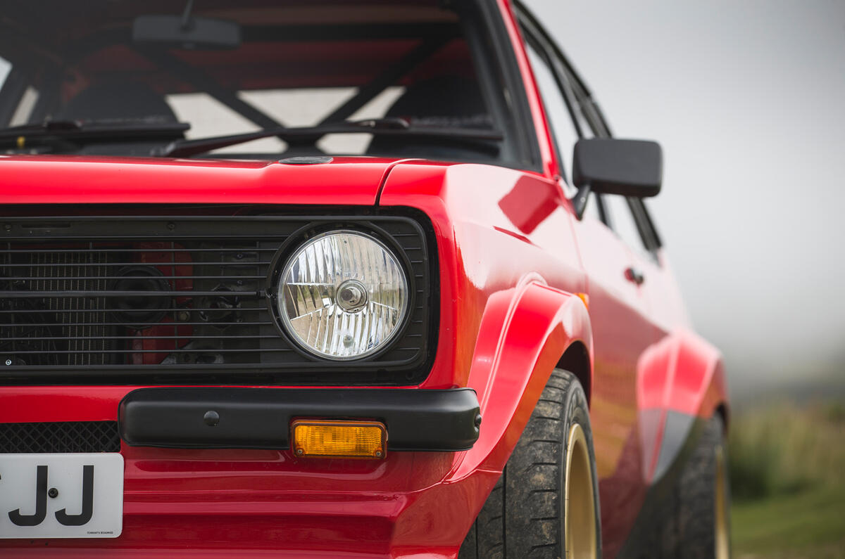 5 MST Mk2 2021 rt headlights