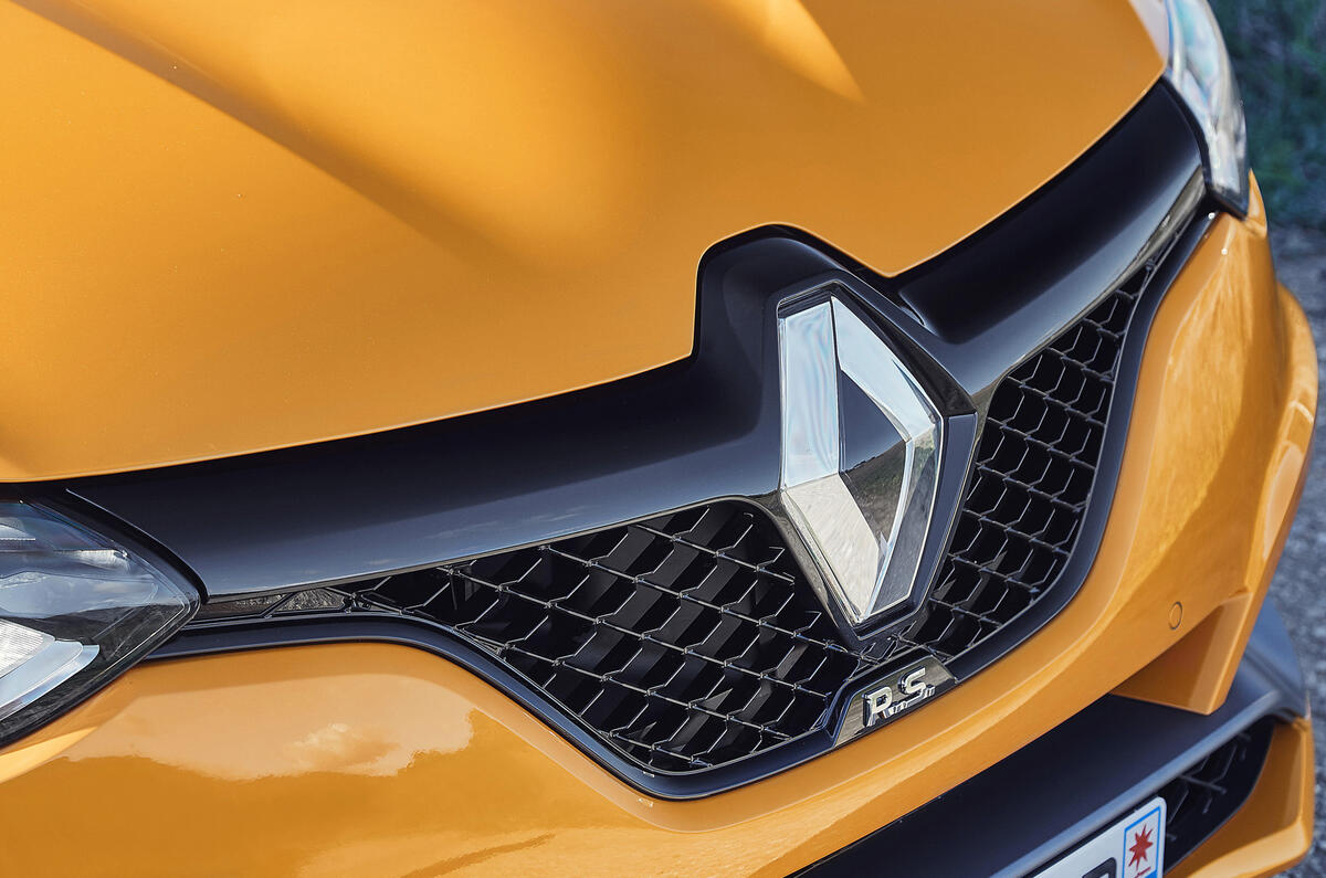 Renault Megane RS 280 2018 road test review front grille