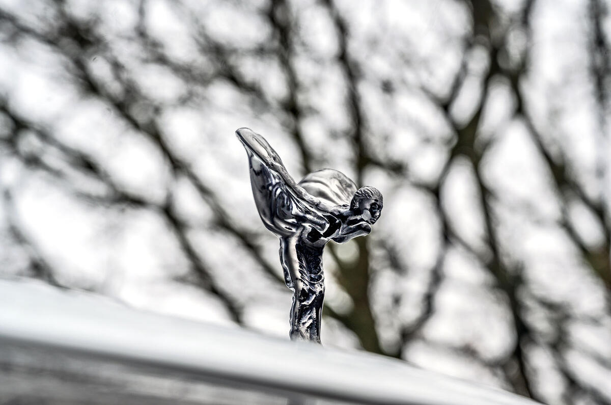 Rolls Royce Cullinan 2020 road test review - spirit of ecstacy