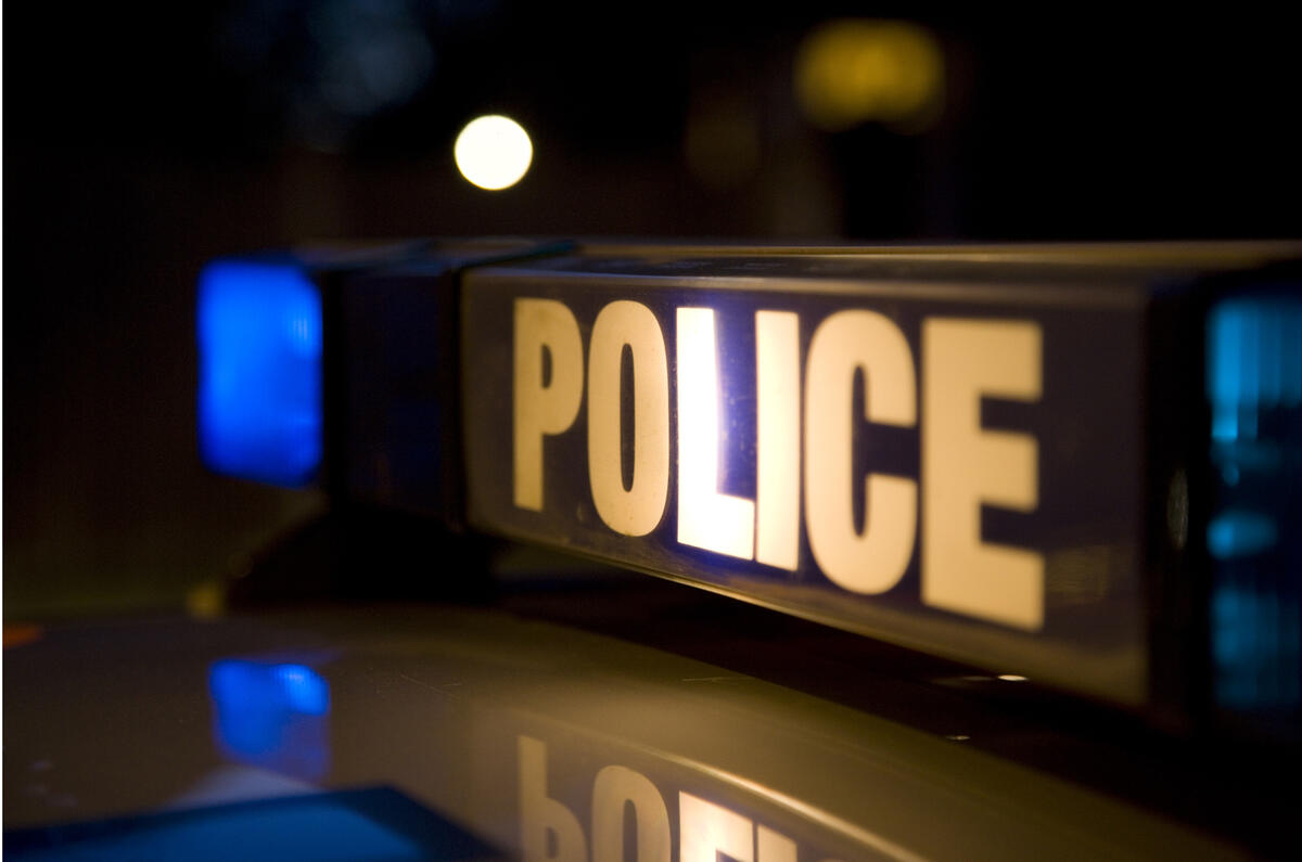 Autocar joins the traffic police