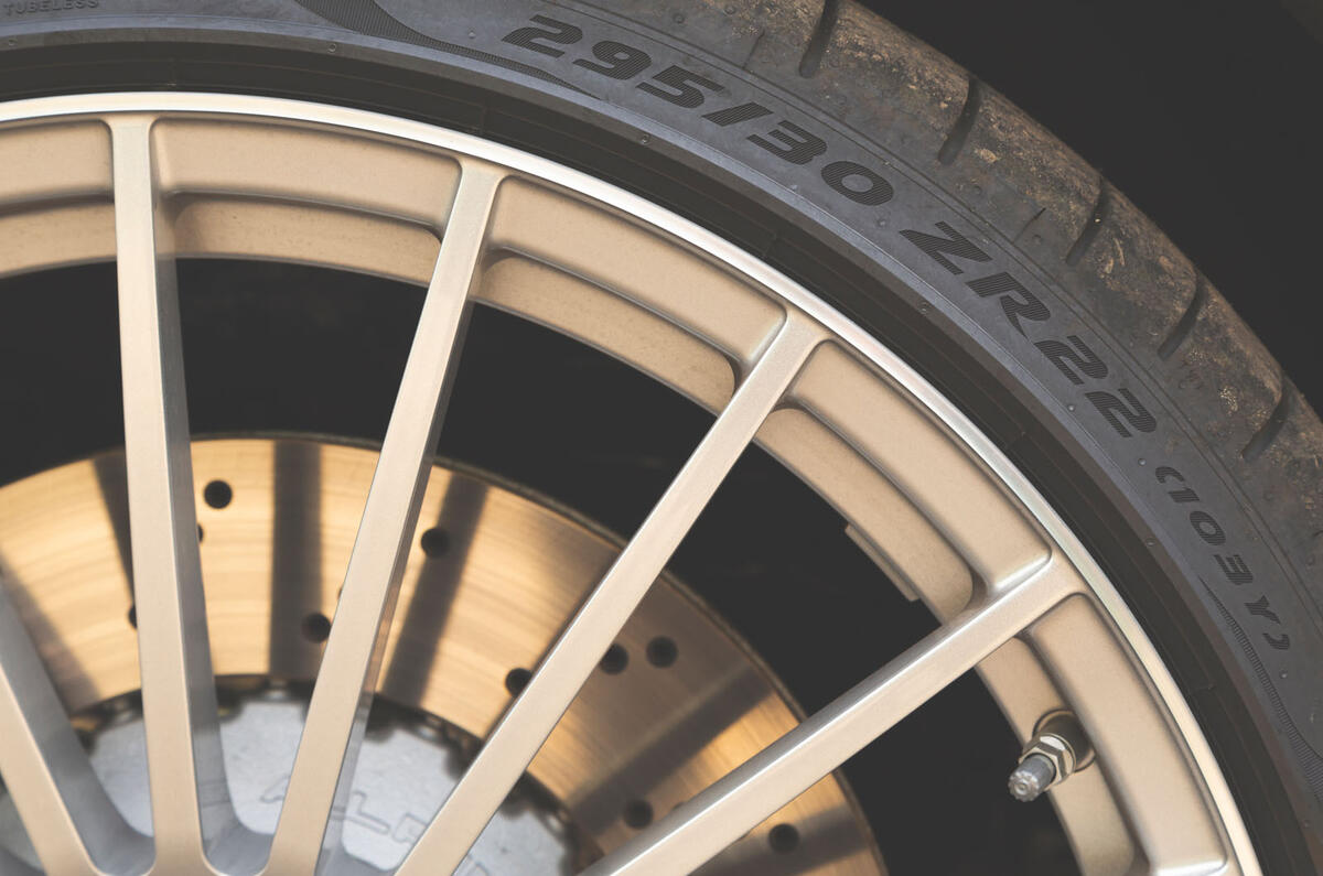 Alpina XD3 2019 UK road test review - tyres
