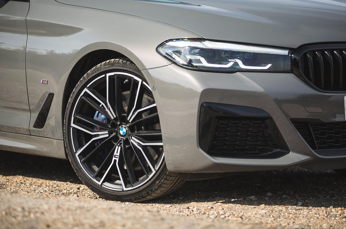 6 BMW 545e 2021 road test review alloy wheels