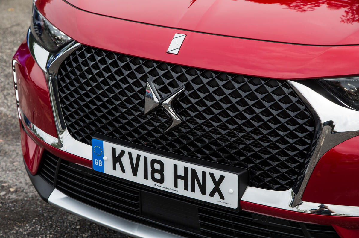 DS 7 Crossback 2018 road test review front grille