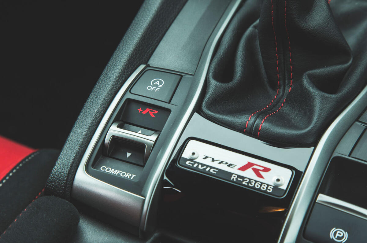 Honda Civic Type R 2019 road test review - drive mode buttons