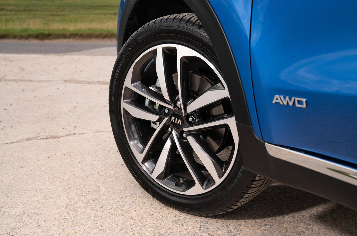 6 Kia Sportage 2020 road test review update alloy wheels