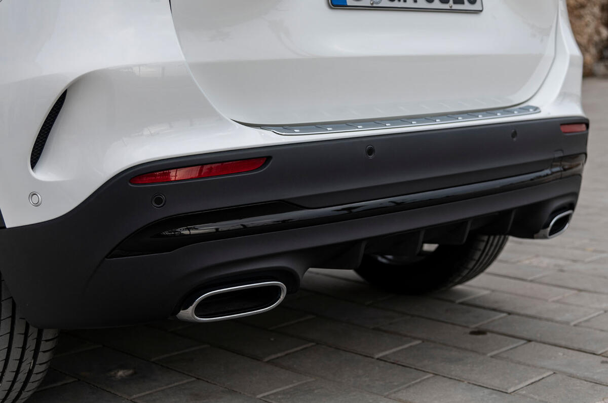 Mercedes-Benz GLA 2020 road test review - exhausts Mercedes-Benz GLA 2020 road test review - exhausts
