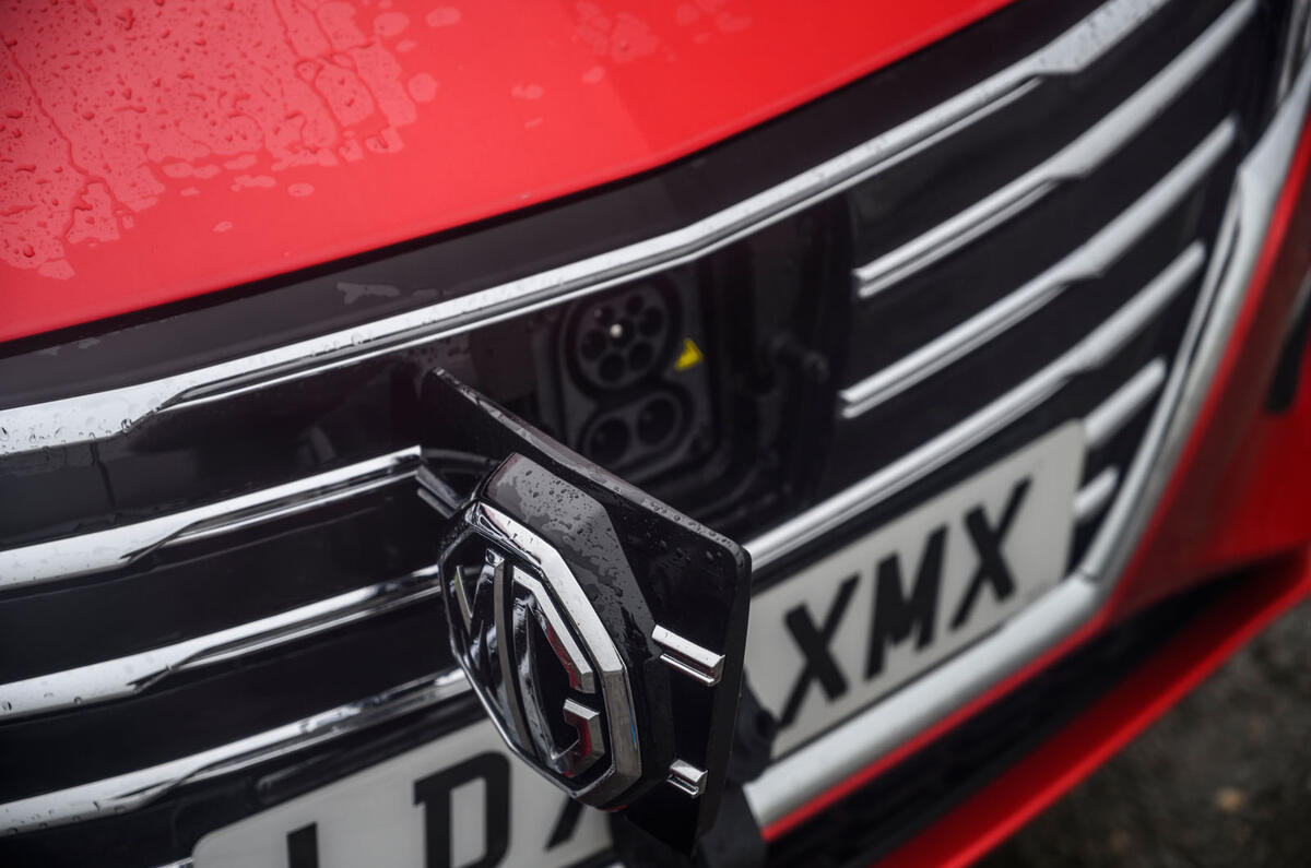 MG 5 SW EV 2020 Road test review - charging port
