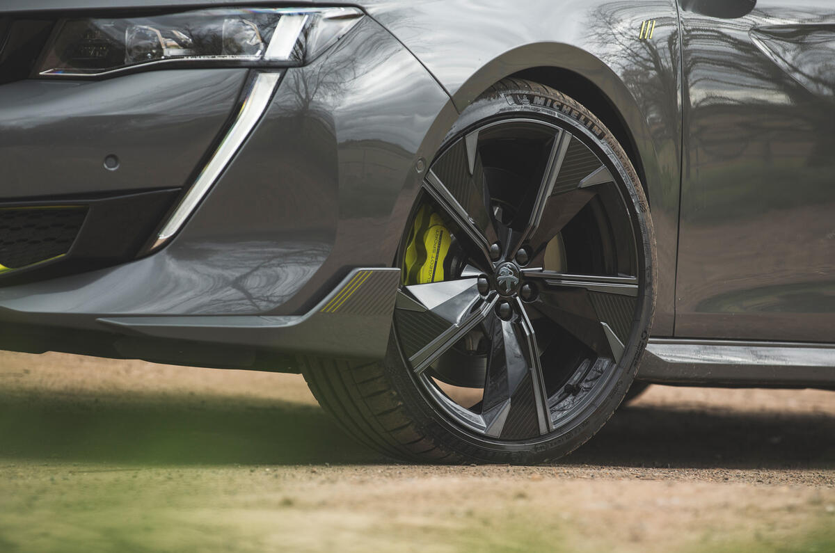6 Peugeot 508 PSE SW 2021 RT alloy wheels