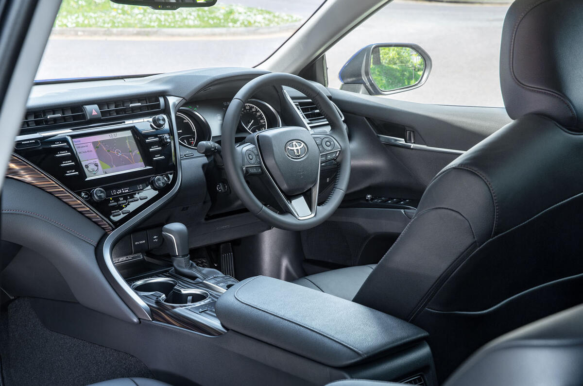 Toyota Camry 2019 review - cabin