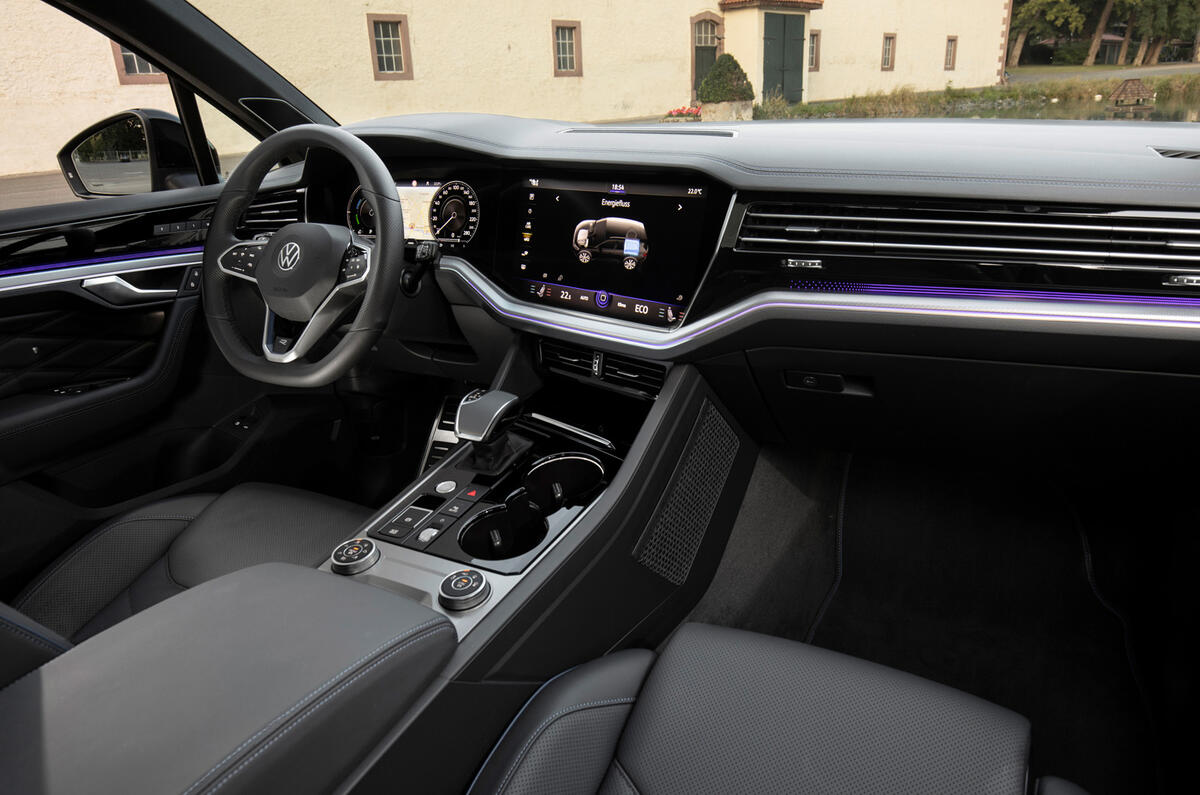 Volkswagen Touareg R road test review - cabin Volkswagen Touareg R road test review - cabin