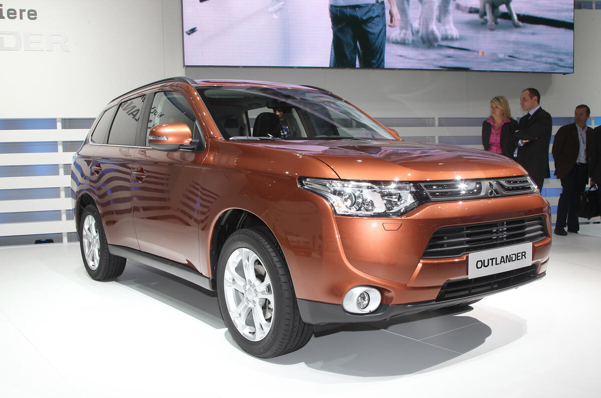 Geneva show 2012: Mitsubishi Outlander