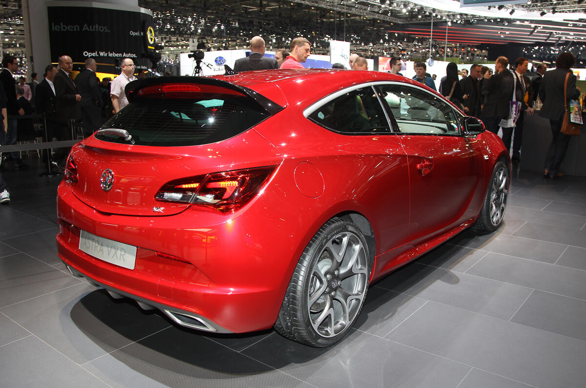 no title Geneva 2012: Vauxhall Astra VXR