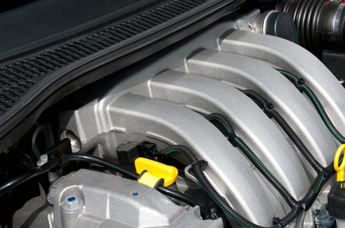 1.6-litre Renault Wind engine