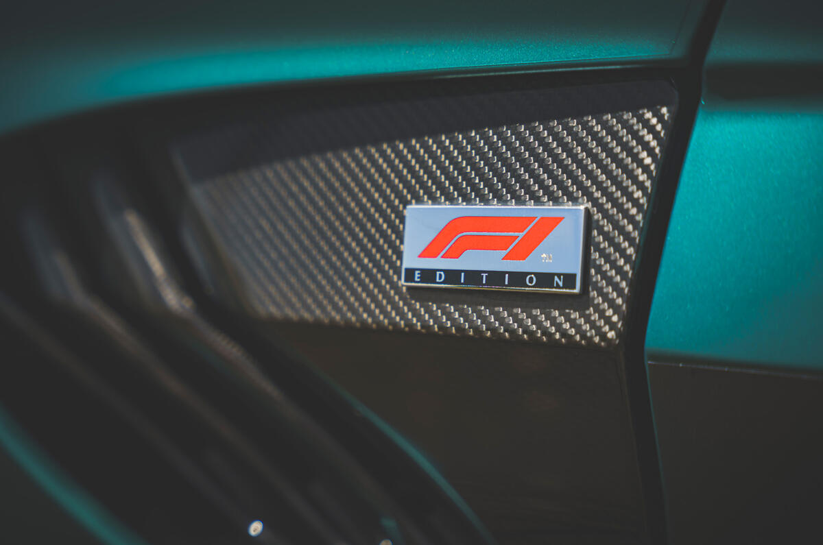 7 Aston Martin Vantage F1 2021 RT side badge 7 Aston Martin Vantage F1 2021 RT side badge