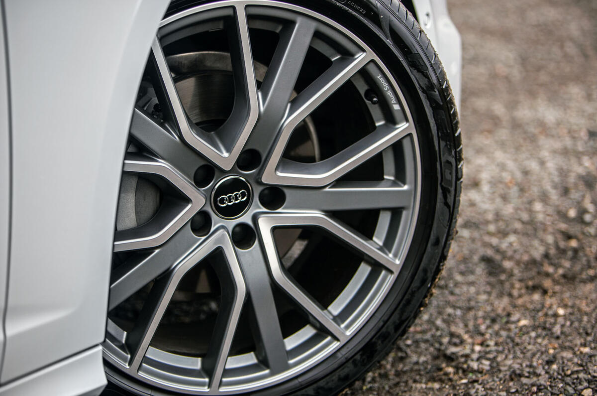 Audi A6 Avant 2018 road test review - alloy wheels