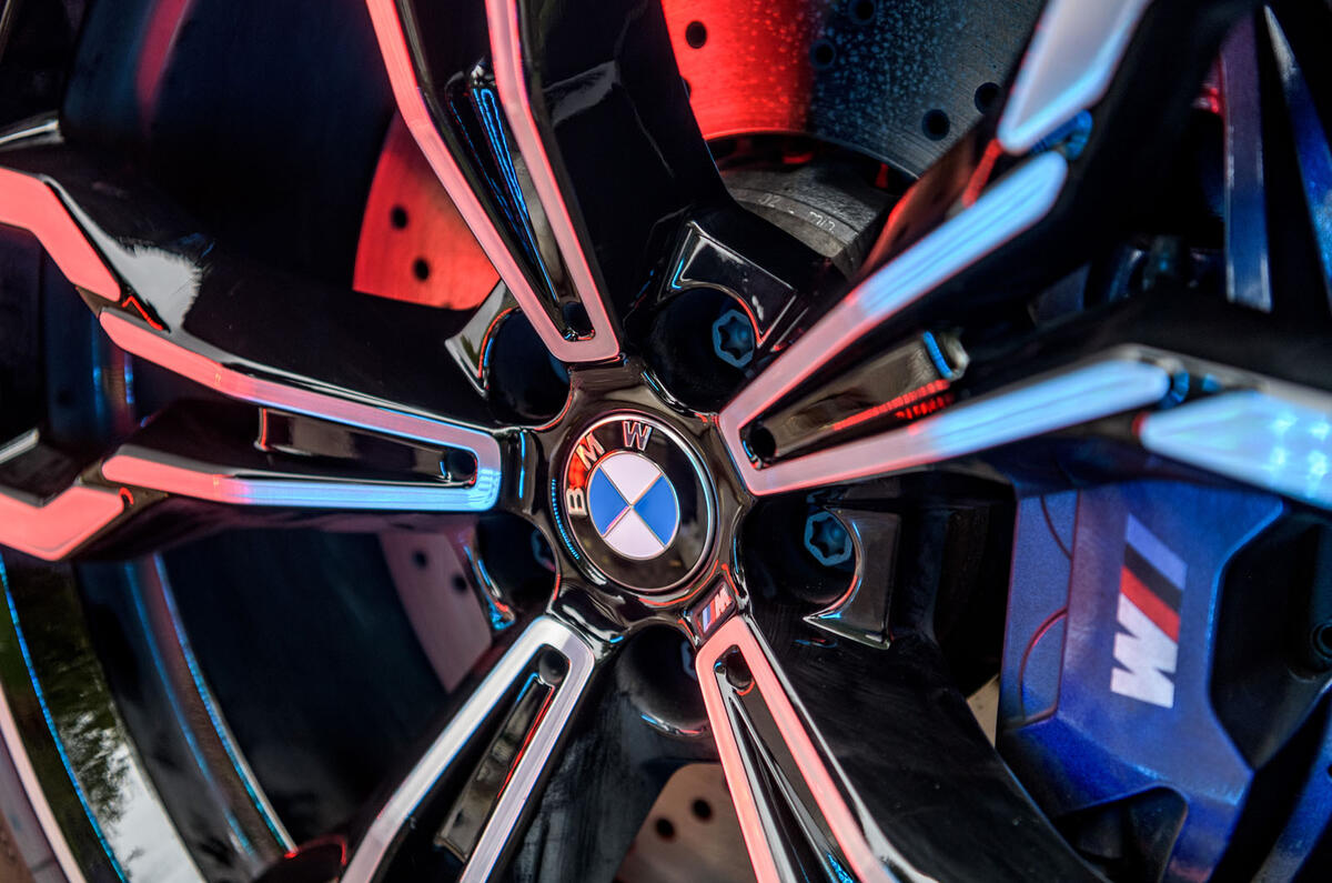 BMW X4 M Competition 2019 road test review - brake calieprs
