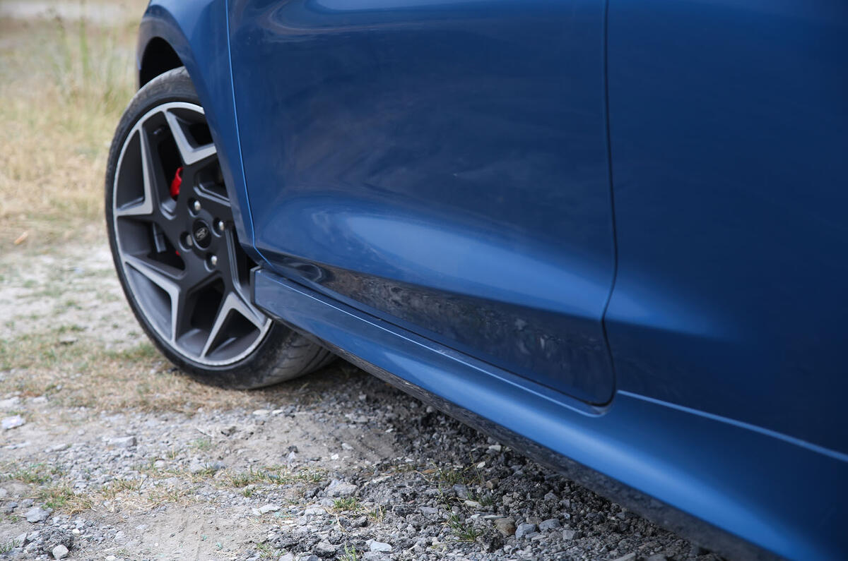 Ford Fiesta ST 2018 road test review side sills