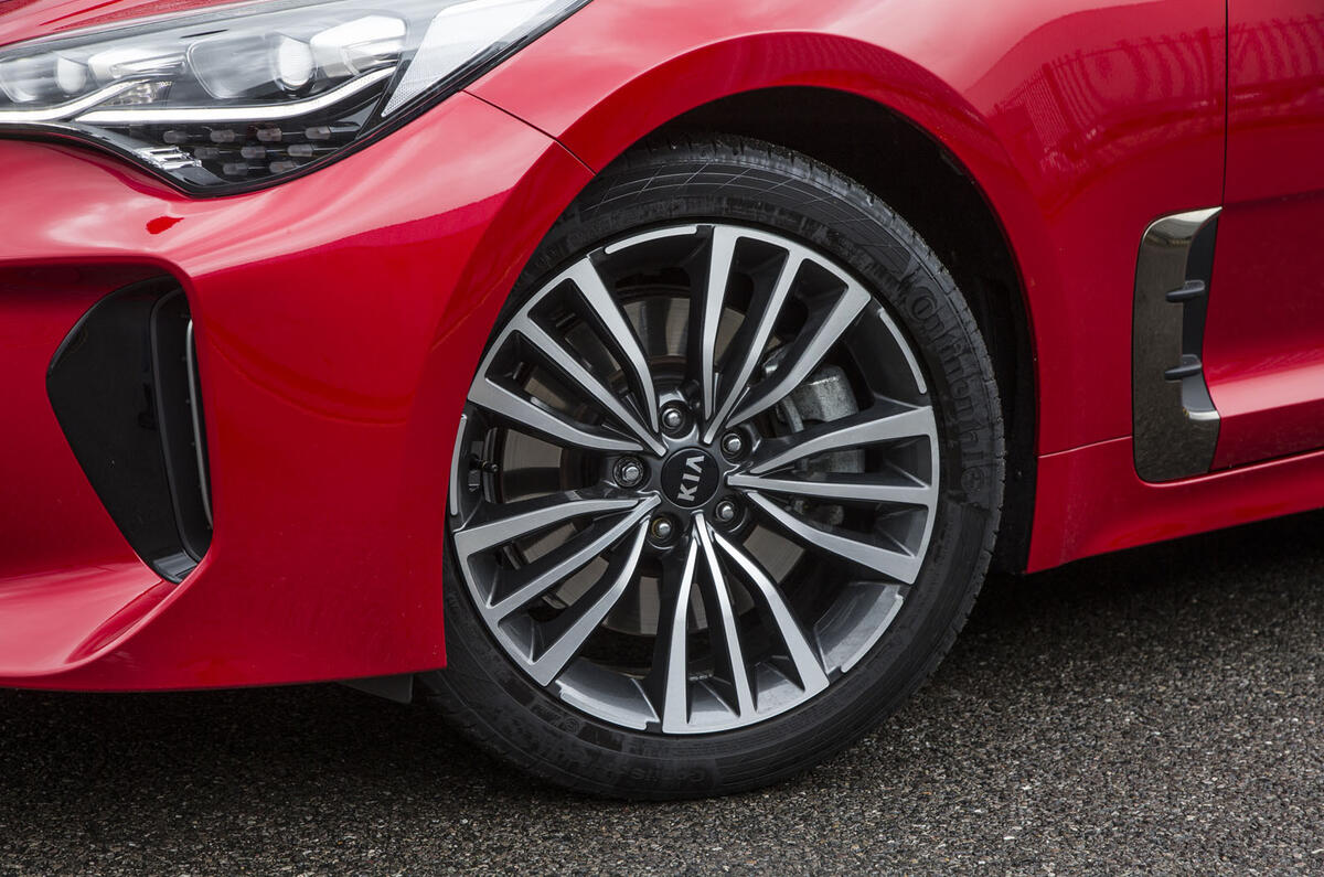 Kia Stinger GT line 2018 review alloy wheels