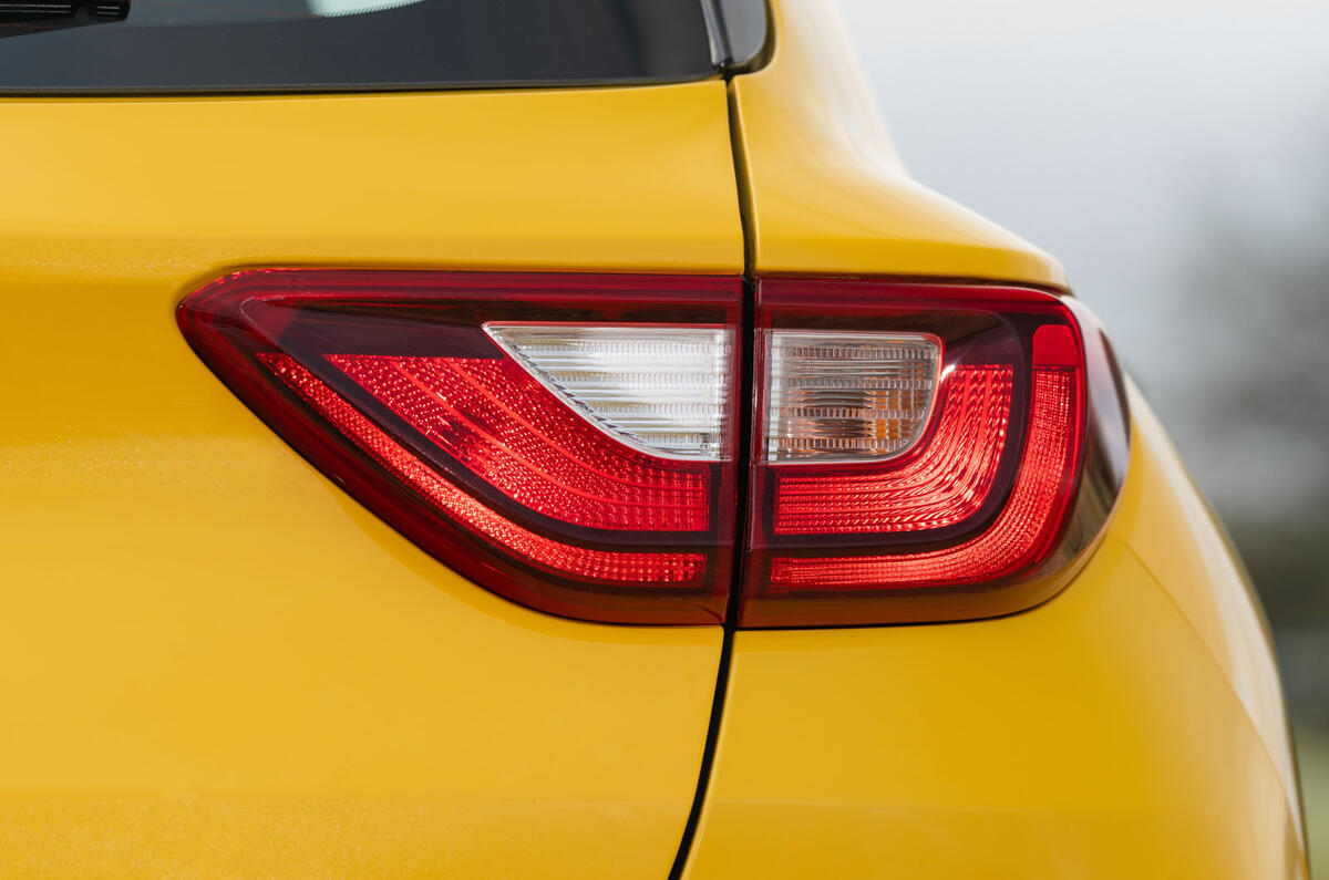 7 Kia Stonic 2021 RT update rear lights 7 Kia Stonic 2021 RT update rear lights