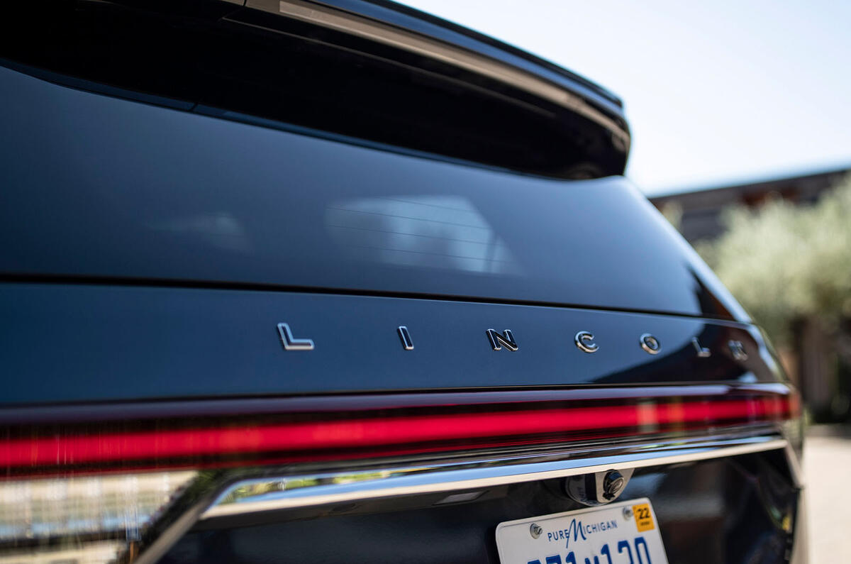 Lincoln Aviator 2020 road test review - tailgate badge Lincoln Aviator 2020 road test review - tailgate badge