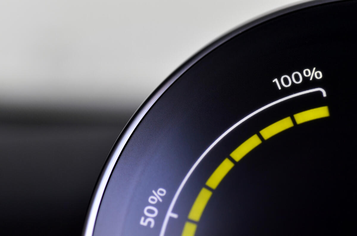 Mini Electric 2020 road test review - instruments Mini Electric 2020 road test review - instruments